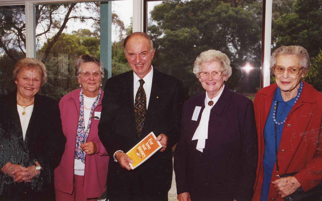 Doris Cater, Shirley James, Margaret McGregor and Joan Gerrand, with Sir James Gobbo at the opening of the new youth centre, September 2000.