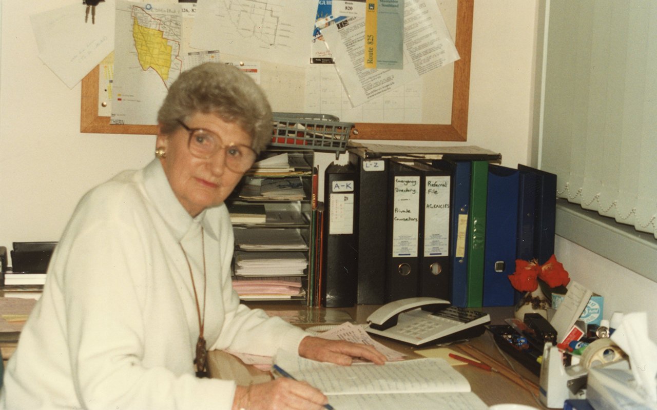Marjorie Griffiths, Officer 1987, Volunteer, Committee of Management, 1995-2000.